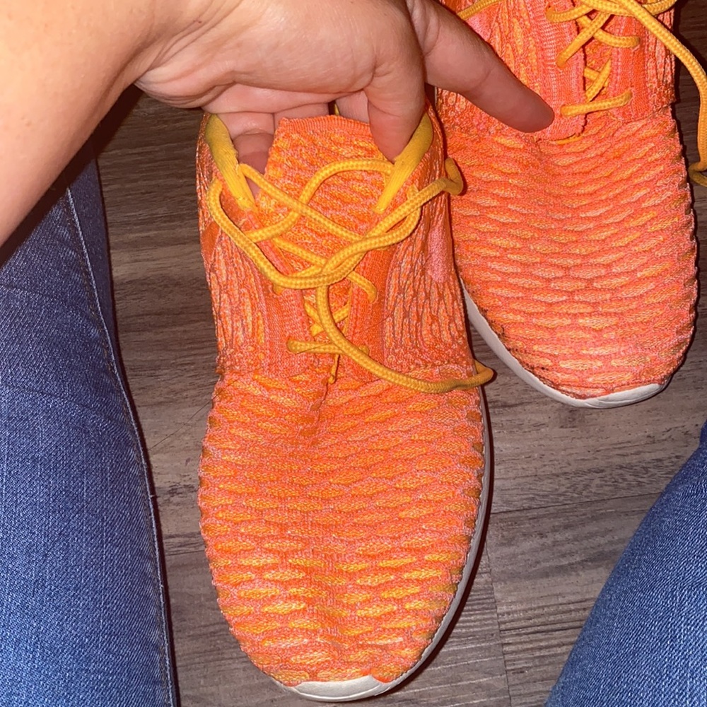 Nike - Picture 6 of 6